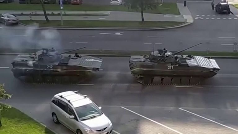 Tanks allegedly seen on street of Minsk