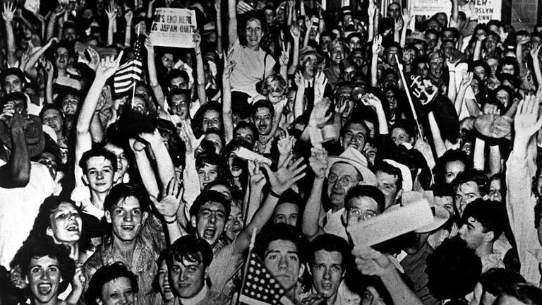 Americans in Cincinnati, Ohio, celebrated on VJ Day