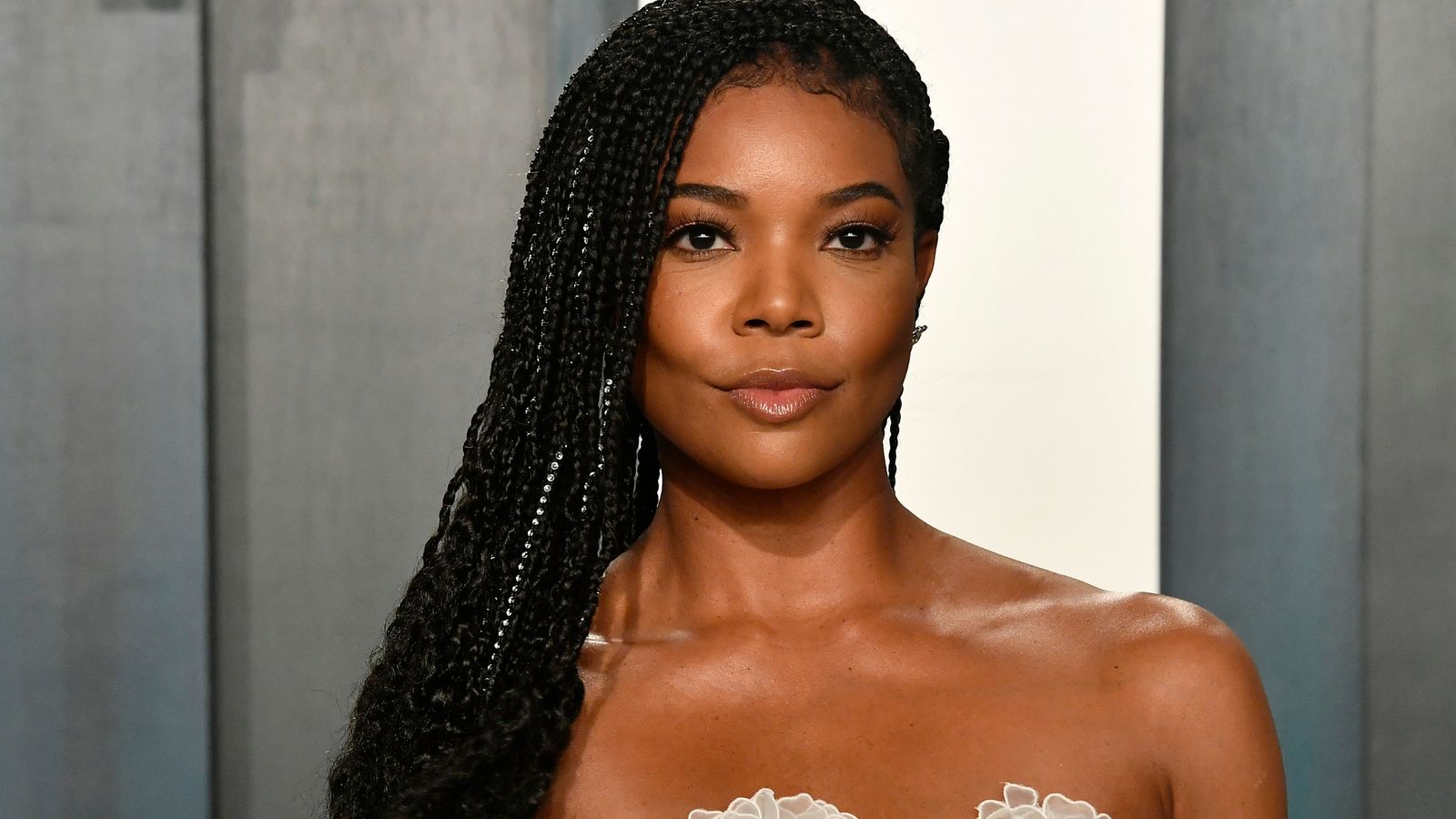 Friends Gabrielle Union To Host Famous Episode Re Enactment With All Black Cast Ents Arts News Sky News