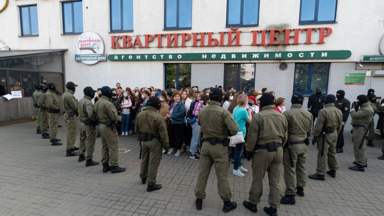 MINSK, BELARUS - SEPTEMBER 19: Peaceful protesters are encircled by police and arrested on mass during a women&#39;s march on September 19, 2020 in Minsk, Belarus. Women have been at the forefront of Belarus&#39;s protest movement following the disputed August 9th presidential election, which government critics allege was rigged in favor of current President Alexander Lukashenko. (Photo by Jonny Pickup/Getty Images)
