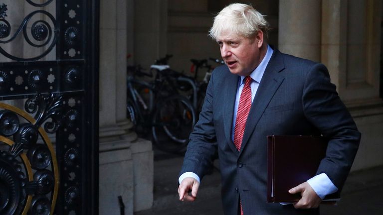     Boris Johnson leaves after a cabinet meeting in London, Britain, on September 22, 2020. REUTERS / Hannah McKay