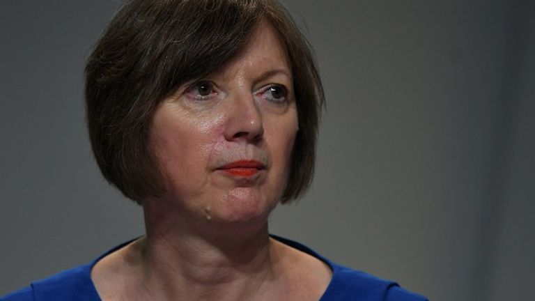 Frances O&#39;Grady will urge the chancellor not to &#39;walk away&#39; from working families