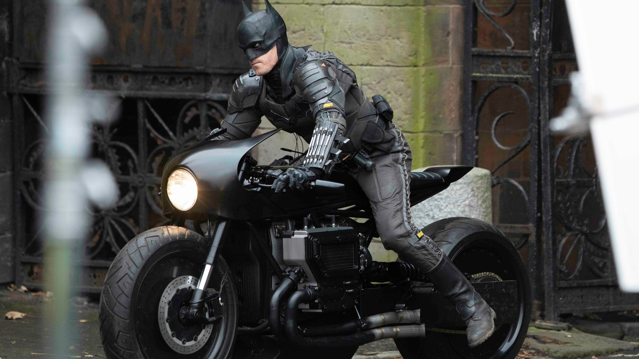 Did Robert Pattinson Do His Own Stunts In The Batman