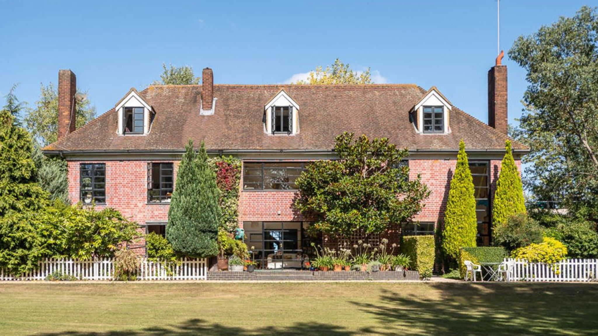 The Big Breakfast house is up for sale - it could be yours for £5.75m ...