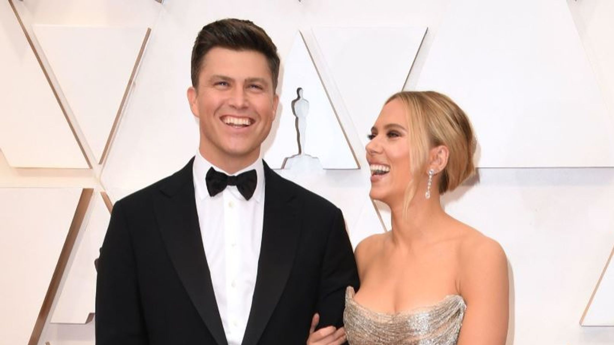 Scarlett Johansson Secretly Marries Comedian Colin Jost In Intimate Ceremony Ents Arts News Sky News