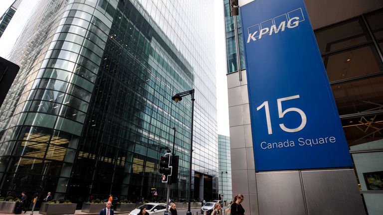 LONDON, ENGLAND - OCTOBER 02: People arrive at the  KPMG offices in 15 Canada Square, Canary Wharf on October 2, 2018 in London, England. The government has called for a review of the British auditing industry after a series of scandals including the collapses of Carillion and BHS revealed serious failures in the auditing process.  The 'Big Four' accounting firms, which are Deloitte, PwC, Ernst & Young (EY) and KPMG audit the large majority of the UK's largest listed companies. (Photo by Jack Taylor/Getty Images)