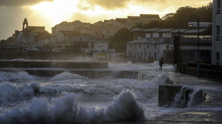 Autumn weather Oct 2nd 2020
Waves crash along the coast at Swanage in Dorset. Parts of the UK are preparing to be lashed by heavy rain and high winds as Storm Alex heralds the arrival of a stretch of bad weather over the weekend.
