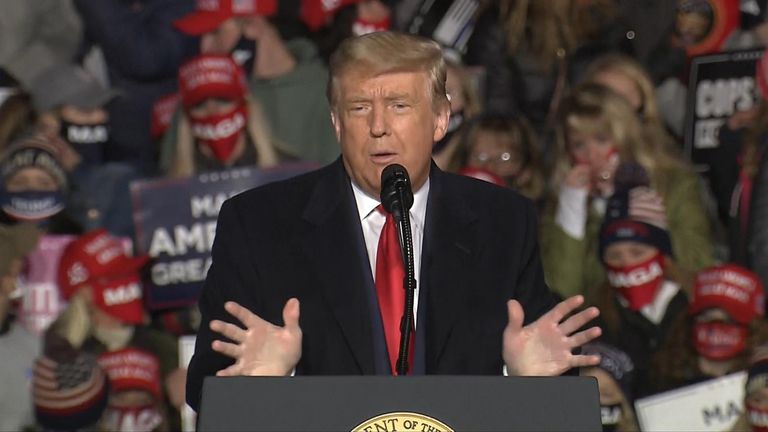Speaking to a crowd of thousands in Pennsylvania on Tuesday, US President Donald Trump declared that the United States was "crushing" the coronavirus.