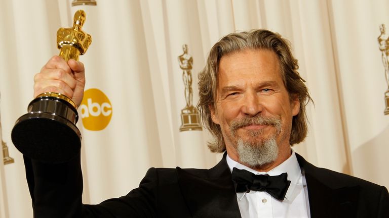 Bridges with his Best Actor Oscar for Crazy Heart 