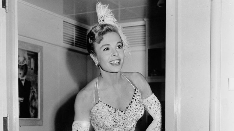 Marge Champion Snow White Model Actress And Dancer Dies Aged 101 Ents And Arts News My Buzz 