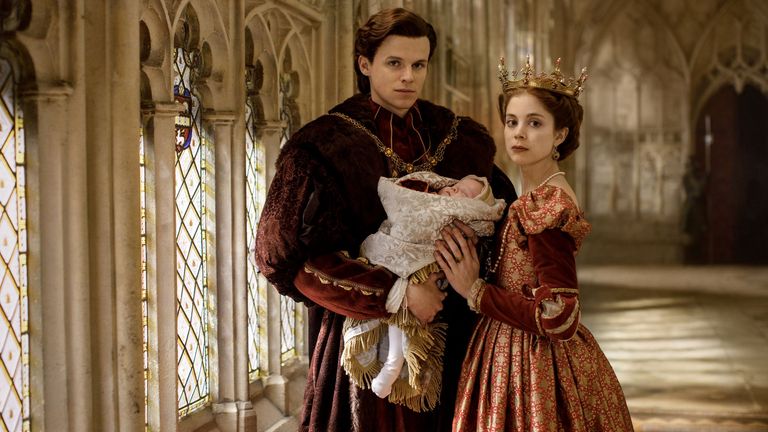 Charlotte Hope en La princesa española.  Foto: Lionsgate