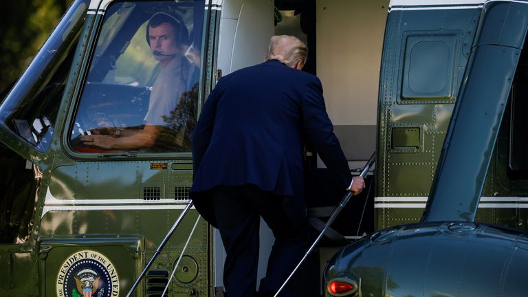 U.S. President Donald Trump boards Marine One as he departs on campaign travel to Minnesota from the South Lawn at the White House in Washington, U.S., September 30, 2020. REUTERS/Carlos Barria