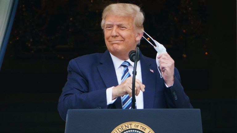 A plaster was clearly visible on Trump's right hand