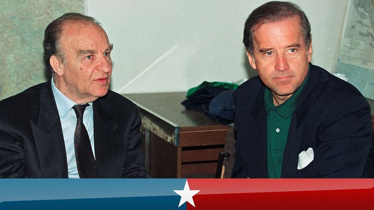 Sen. Joe Biden (D-DE) speaks with Bosnian President Alija Izetbegovic in Sarajevo, Bosnia April 9, 1993. REUTERS/Chris Helgren