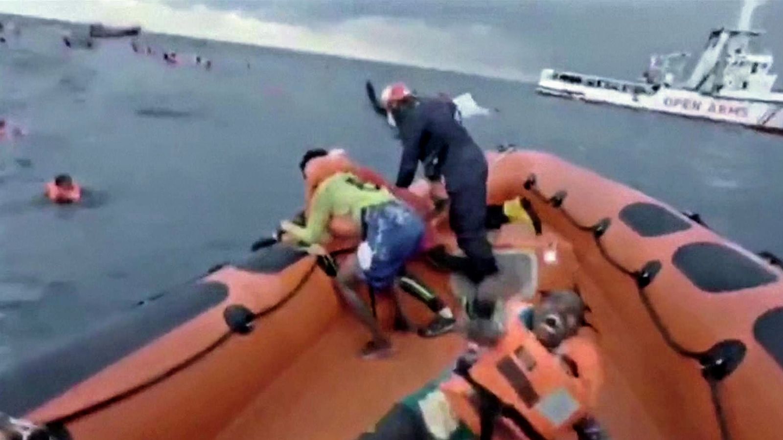 Migrant crisis: Desperate mother screams for lost baby as dinghy sinks - Sky News