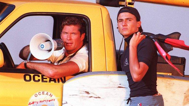 Jeremy Jackson and David Hasselhoff in Baywatch