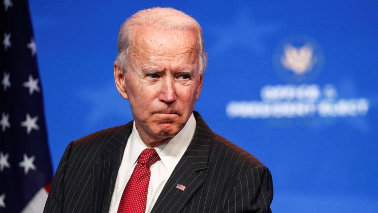 U.S. President-elect Joe Biden speaks to reporters following an online meeting with members of the National Governors Association (NGA) executive committee in Wilmington, Delaware, U.S., November 19, 2020. REUTERS/Tom Brenner