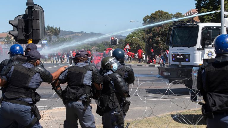 Water cannon was deployed by police in Cape Town