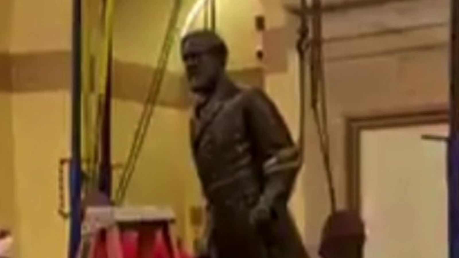 Robert E Lee statue removed from US Capitol Building US News Sky News