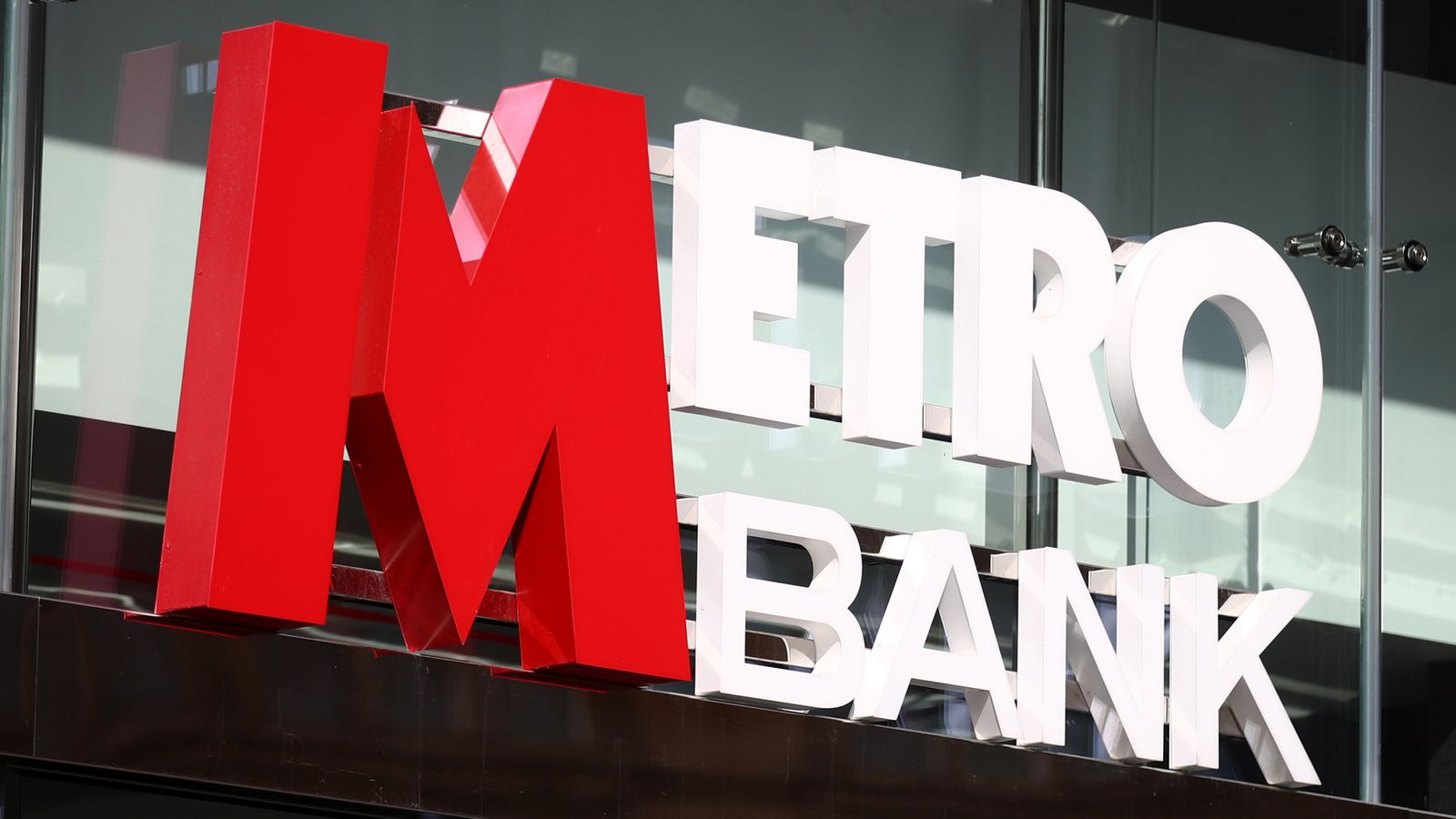Troubled Metro Bank kicks off £3bn mortgage book sale