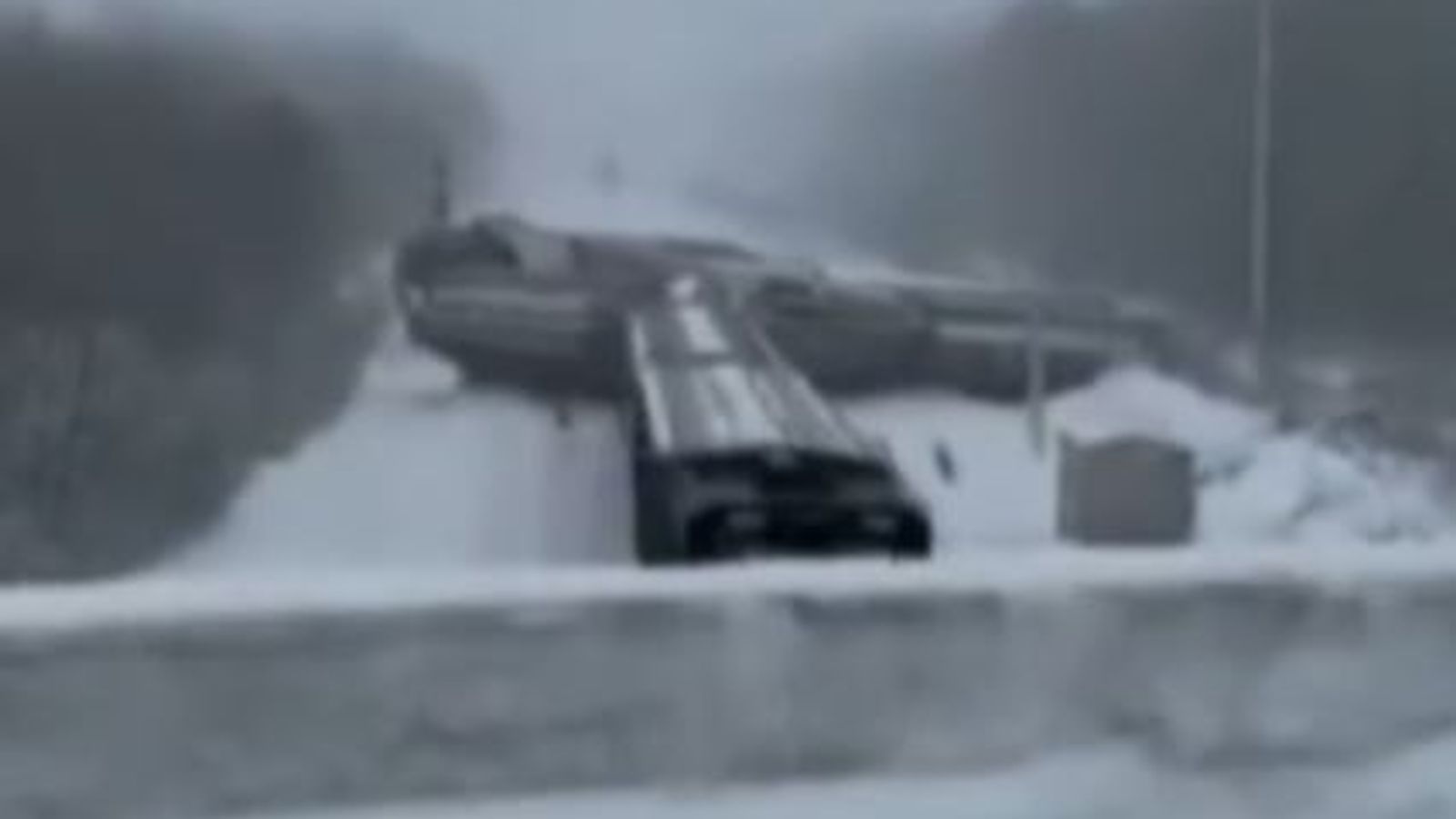 train-is-derailed-in-snow-in-ohio-us-news-sky-news