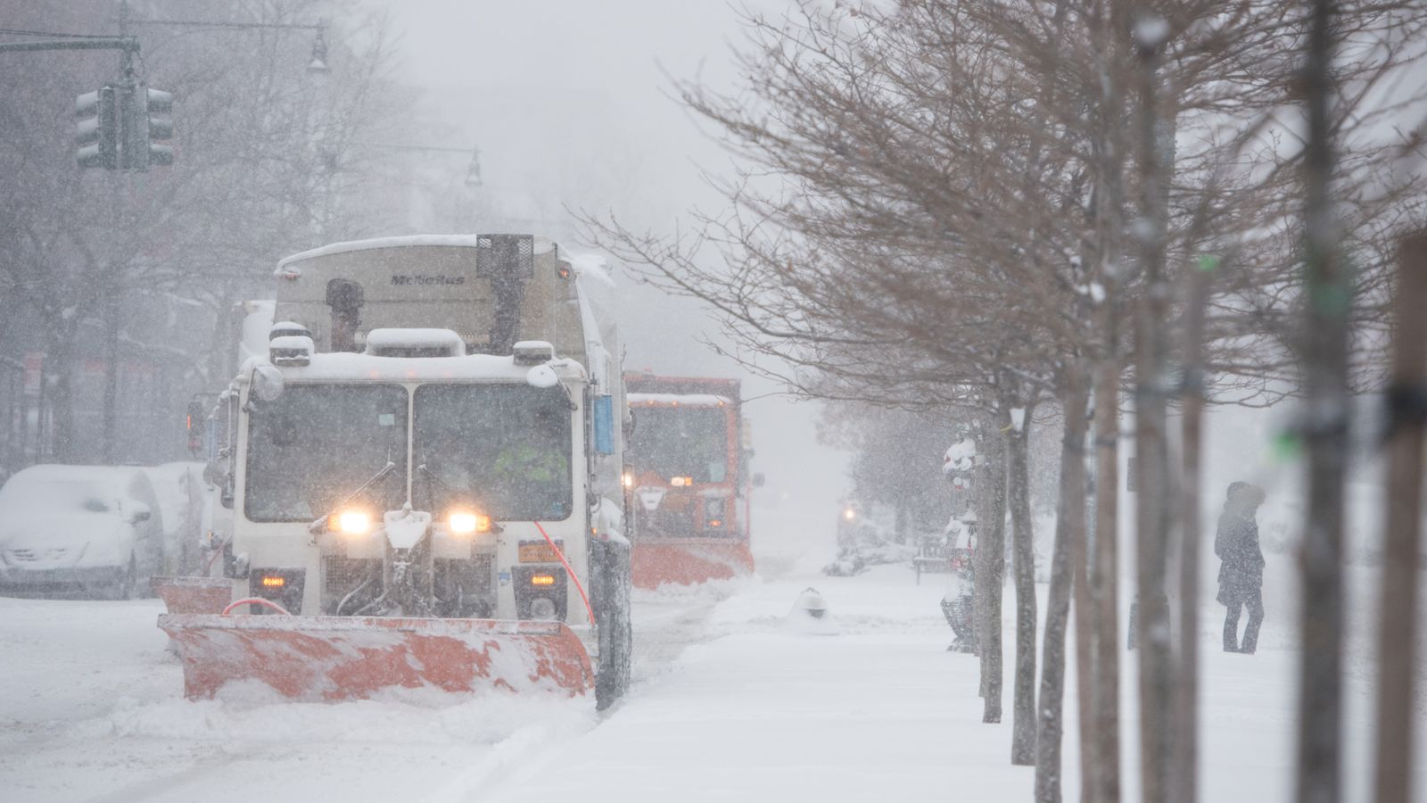 US Snow: Three Killed In Car Crashes As Major Snowstorm Hits US East ...