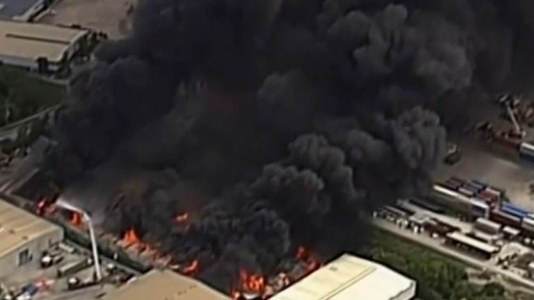 Smoke billows from large industrial fire in Brisbane