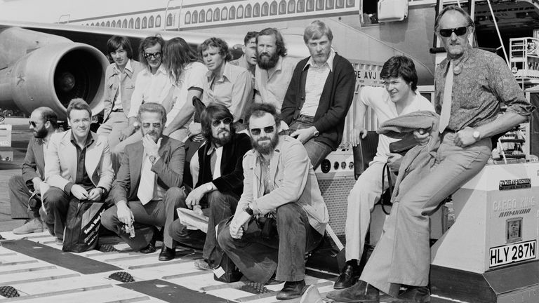 The 1975 British Mount Everest Southwest Face expedition, including Nick Estcourt, Chris Bonington, Dougal Haston, Hamish MacInnes, Doug Scott, Peter Boardman, at an airport, UK, 29th July 1975. (Photo by Evening Standard/Hulton Archive/Getty Images)