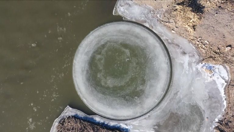 Ice discs form on the outer bends in a river where the accelerating water creates a force called rotational shear