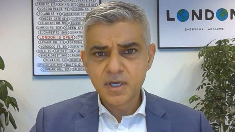 Sadiq Khan has doubts about the government&#39;s Christmas strategy