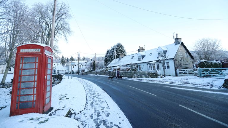 Snow in Scotland, where a so-called &#39;thundersnow&#39; event occurred on Friday morning