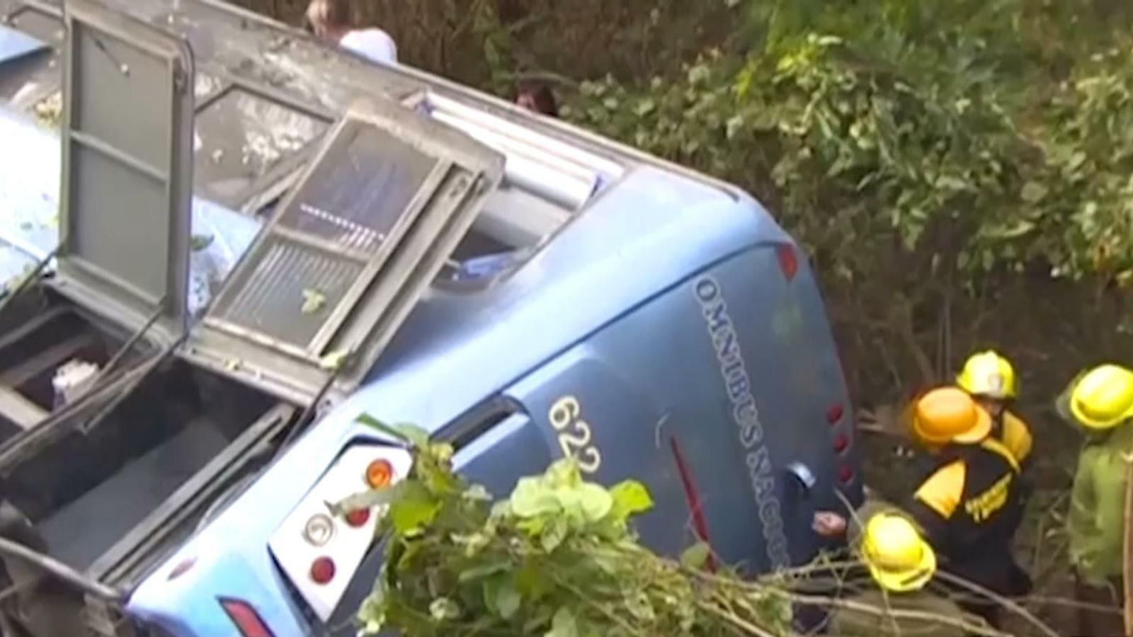 Cuba Ten people dead after bus falls from bridge World News Sky News