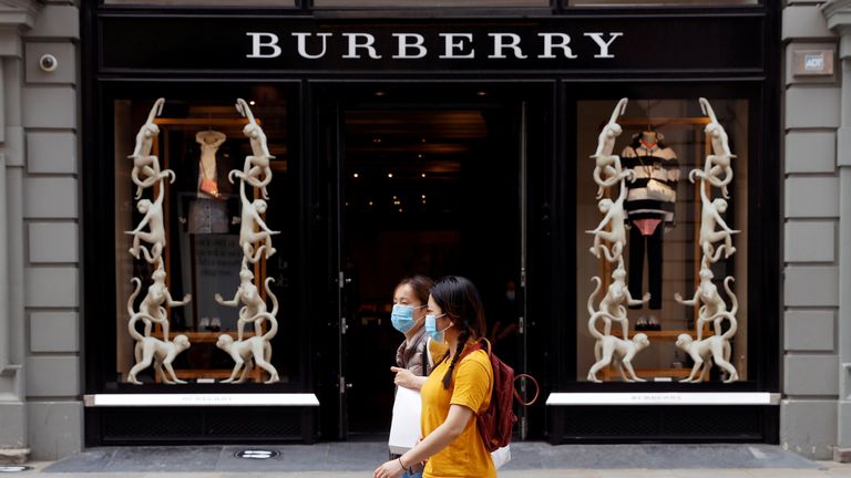 er mere end Akademi marmelade Burberry warns of impact of axing VAT-free shopping on UK sales | Business  News | Sky News