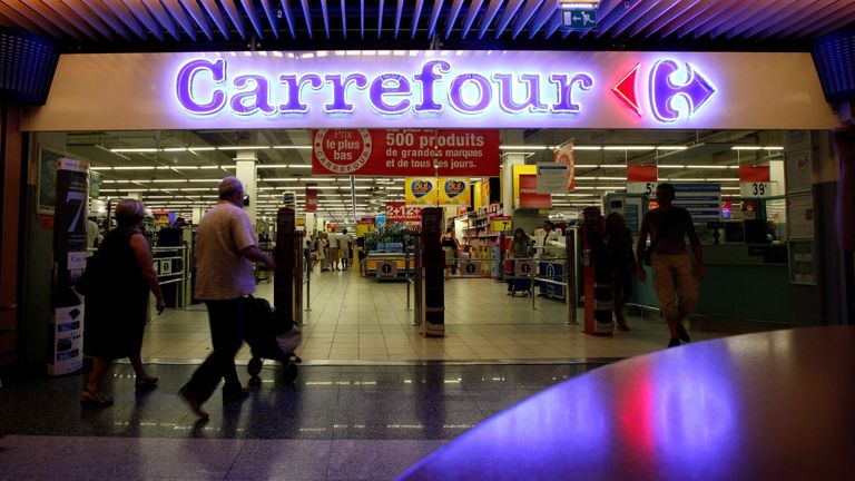 Bernard Arnault's farewell to Carrefour is overdue