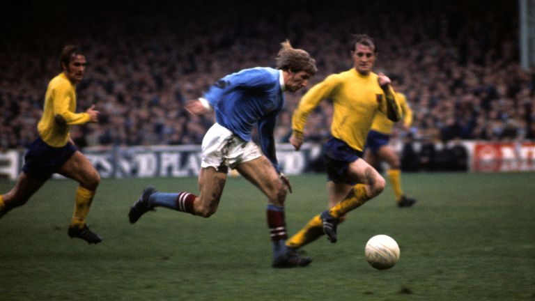 Colin Bell in action in 1970 for Manchester City