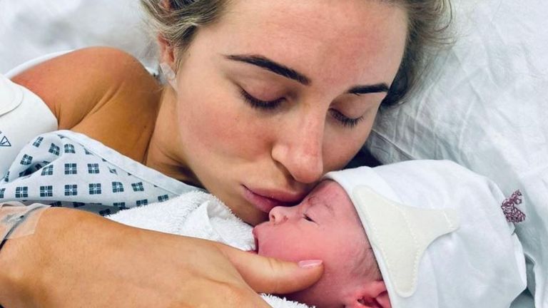 Dani Dyer has announced the birth of her baby son. Pic: @danidyerxx/Instagram
