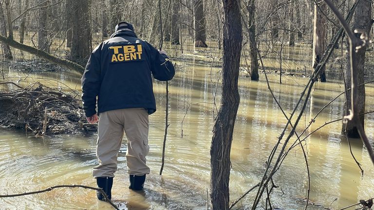 Investigators search for David Vowell, who was wanted over a double murder of two fellow duck hunters. Pic: Tennessee Bureau of Investigation