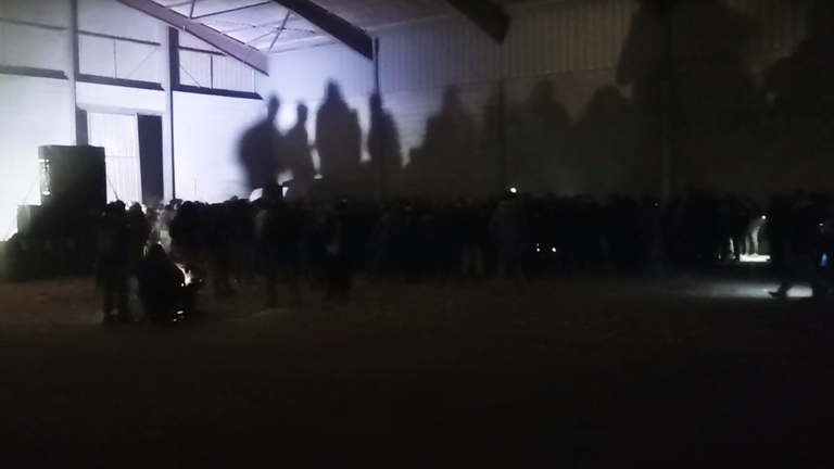 Credit: Nicolas Mercier/Hors-Zone Press
An illegal New Year’s rave that attracted some 2,500 people to hangars south of Rennes continued into January 2 before finishing up in the early hours.