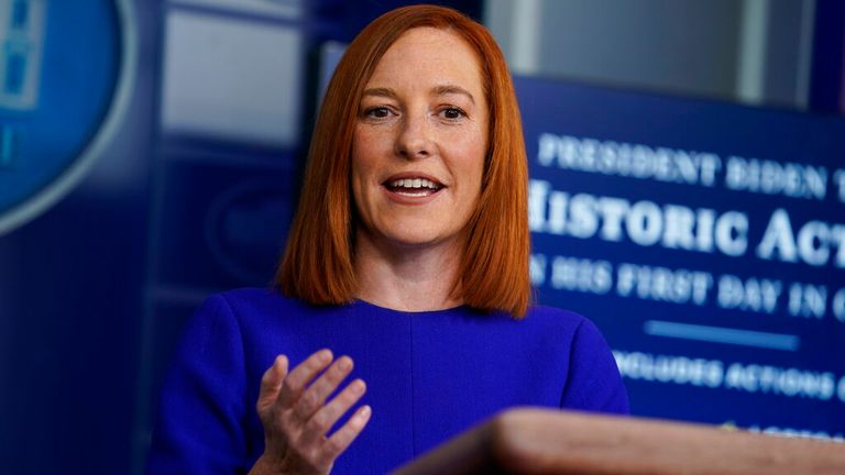 L'attachée de presse de la Maison Blanche, Jen Psaki, s'exprime lors d'un point de presse à la Maison Blanche, mercredi 20 janvier 2021, à Washington.  (Photo AP / Evan Vucci)