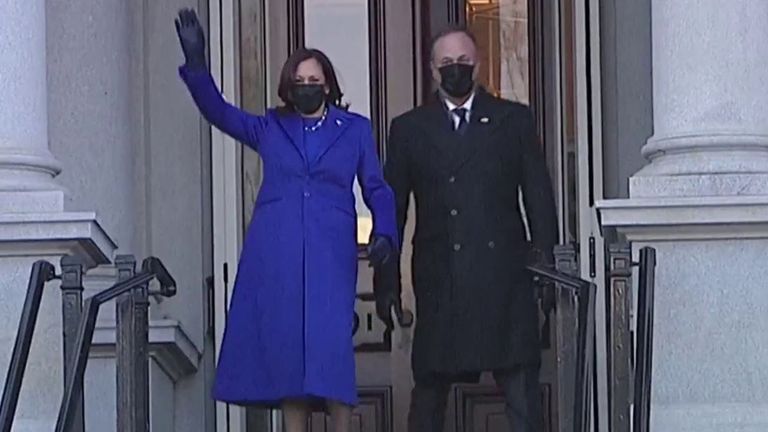 Kamala Harris arrives at the White House