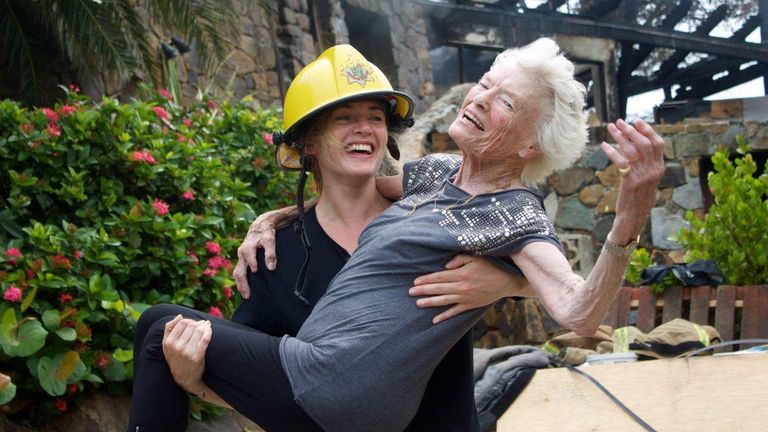 Kate Winslet and Eve Branson later reenacted the &#39;rescue&#39;. Pic: Virgin