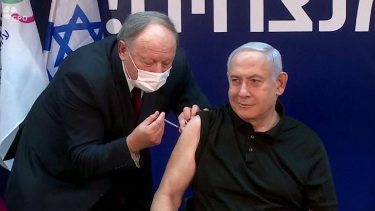 Israel&#39;s prime minister Benjamin Netanyahu receives his vaccination