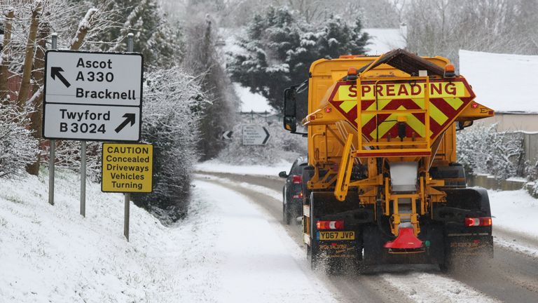 A gritting lorry in snowy conditions in Touchen-End, Berkshire