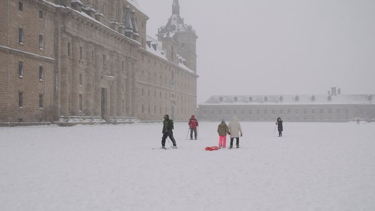 Snow day in San Lorenzo de El Escorial, Madrid.