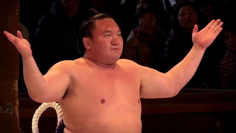 Coronavirus: All sumo wrestlers in Japan to undergo antibody tests