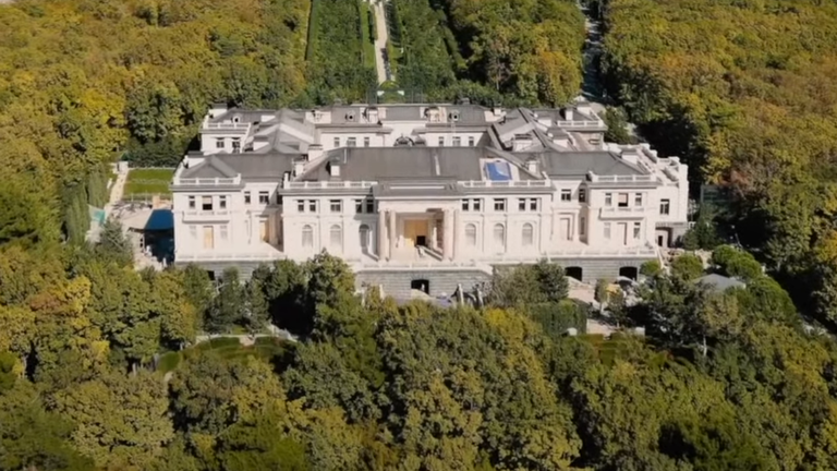 Screengrab of the Putin Palace on the Black sea. Pic: YouTube/Alexei Navalny