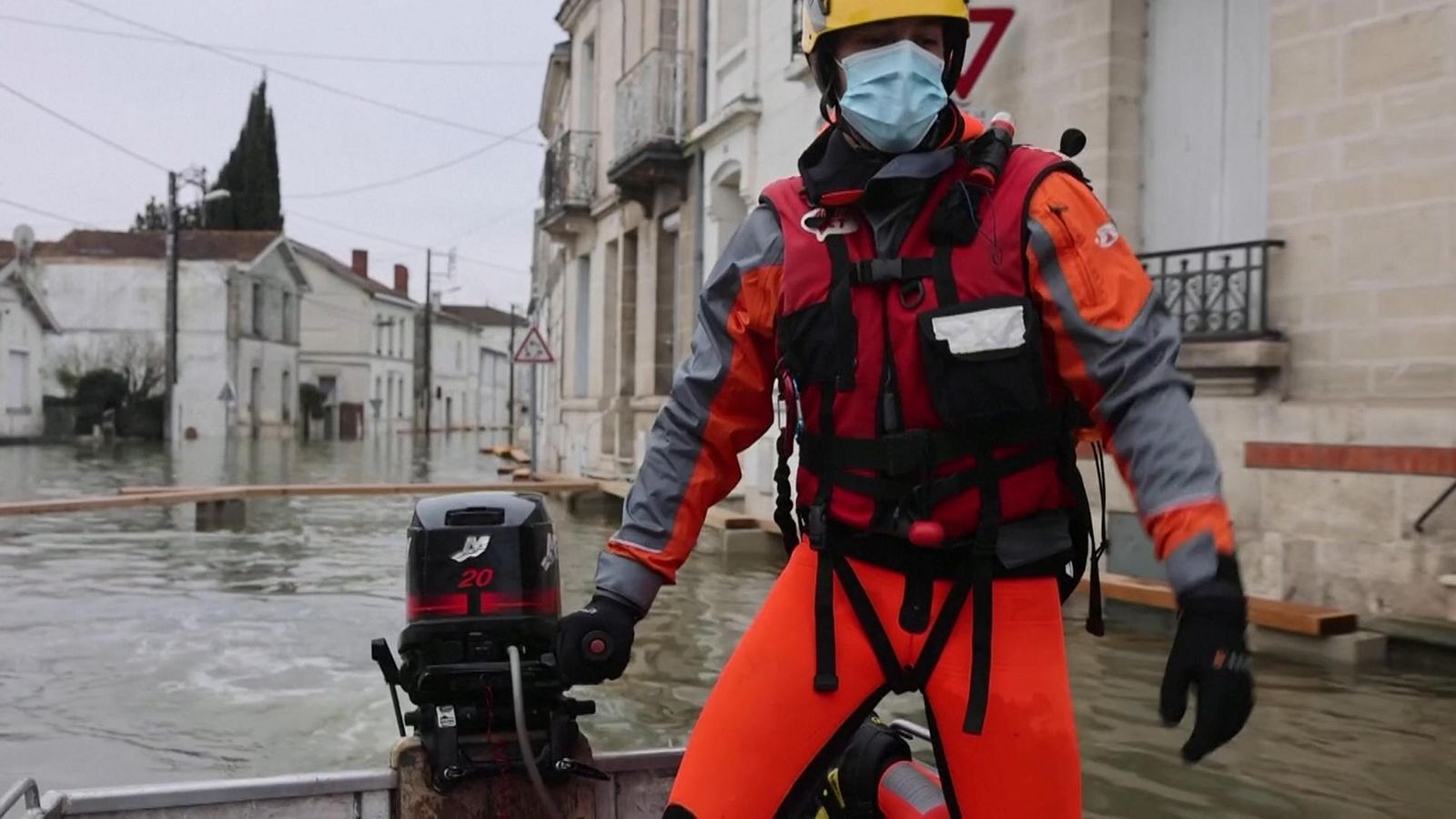 France floods: People evacuated from homes in Sainte, Esbly and Condé ...