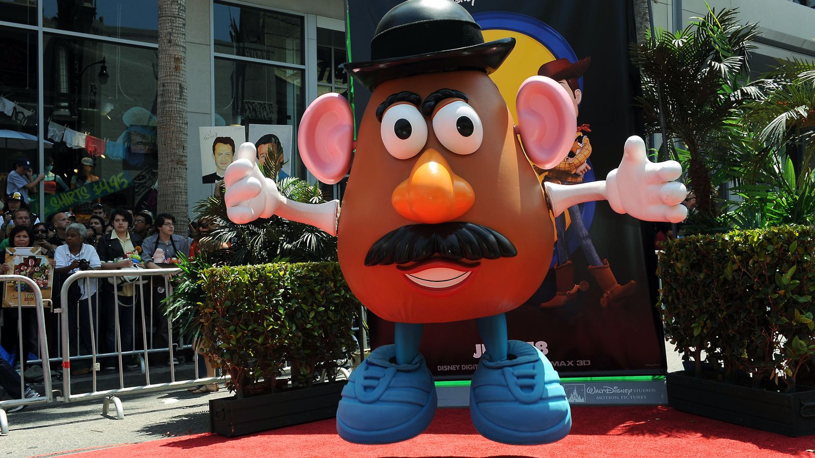 Spud of Steel' Potato Head shows up at local convenience store