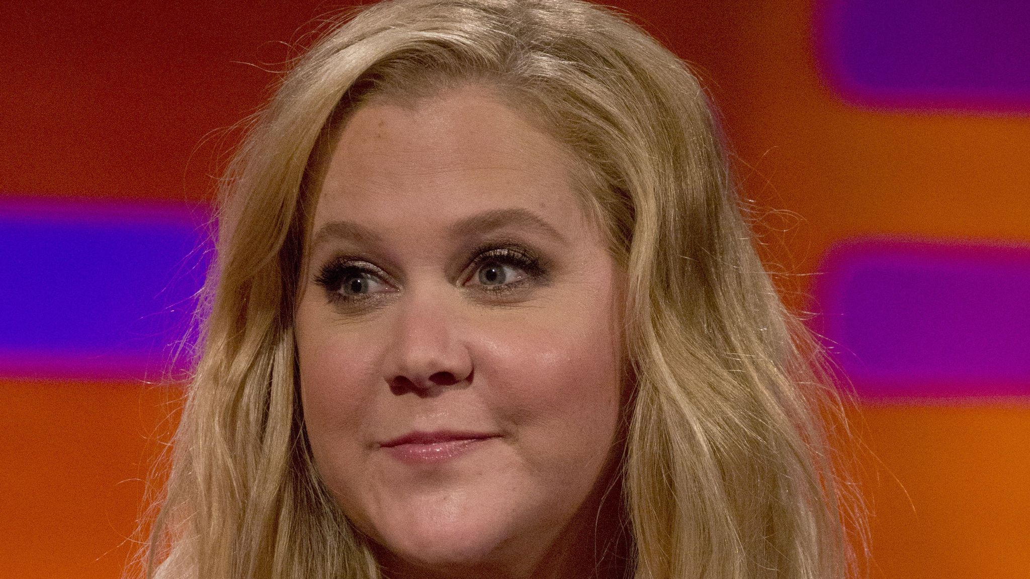 Amy Schumer Shares Naked Instagram Selfie To Normalise C Section Scars Left After Pregnancy 