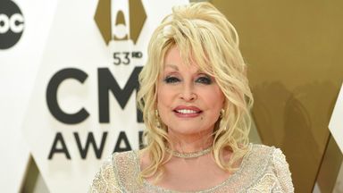 Dolly Parton I Cried All Night After Turning Down Elvis Presley Deal Ents Arts News Sky News